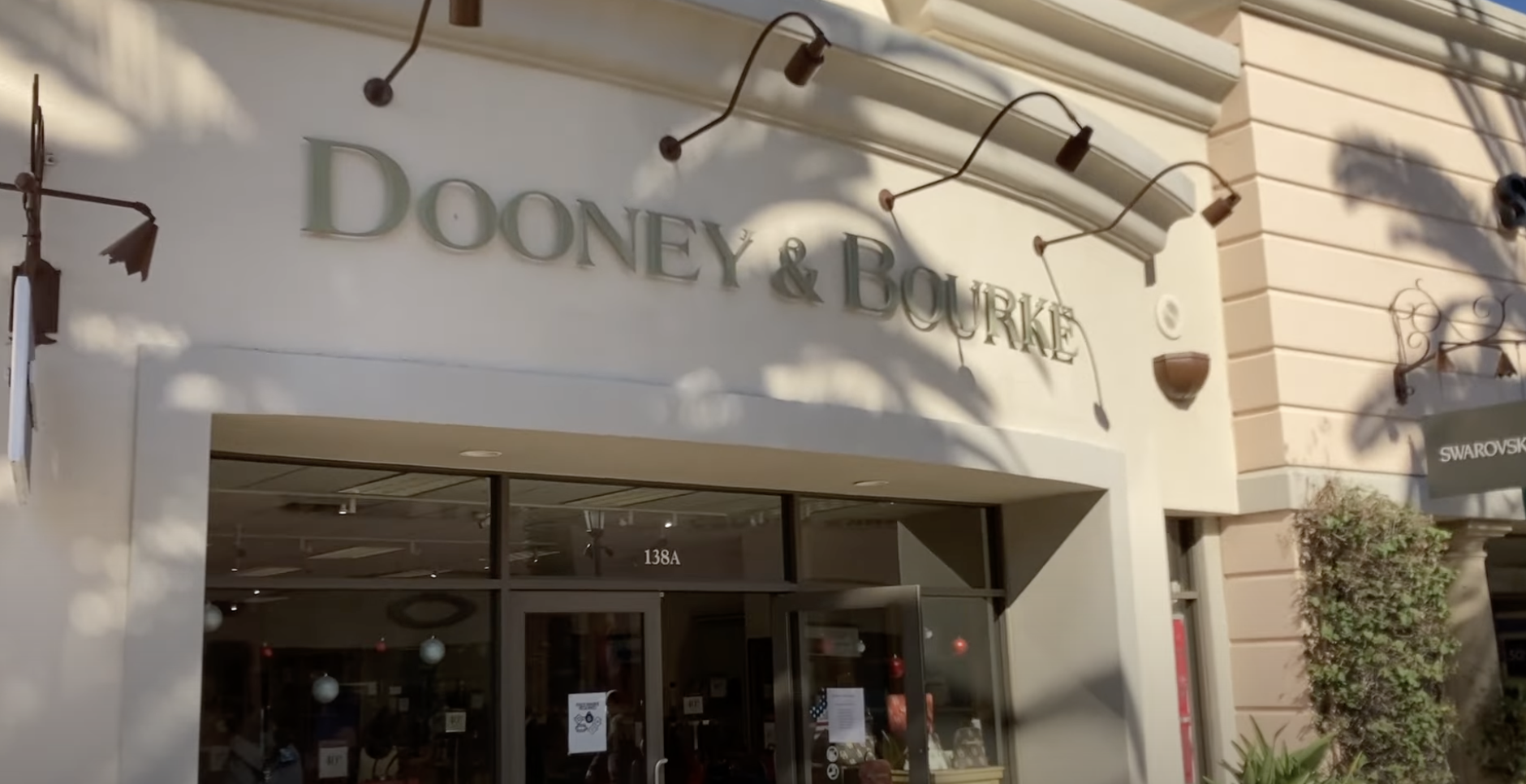 dooney & bourke store front